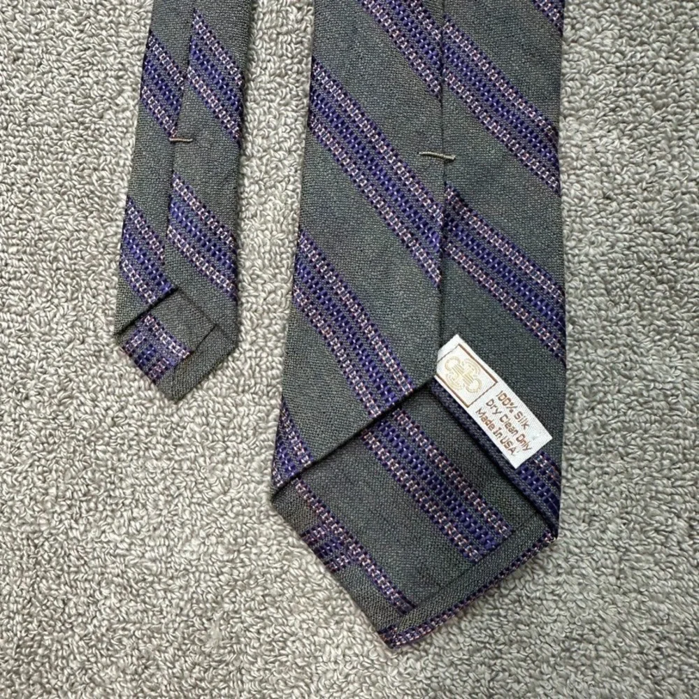 Cristalle Laurel Mens Silk Necktie Grey Purple Striped Made in USA 59 Inch Tie